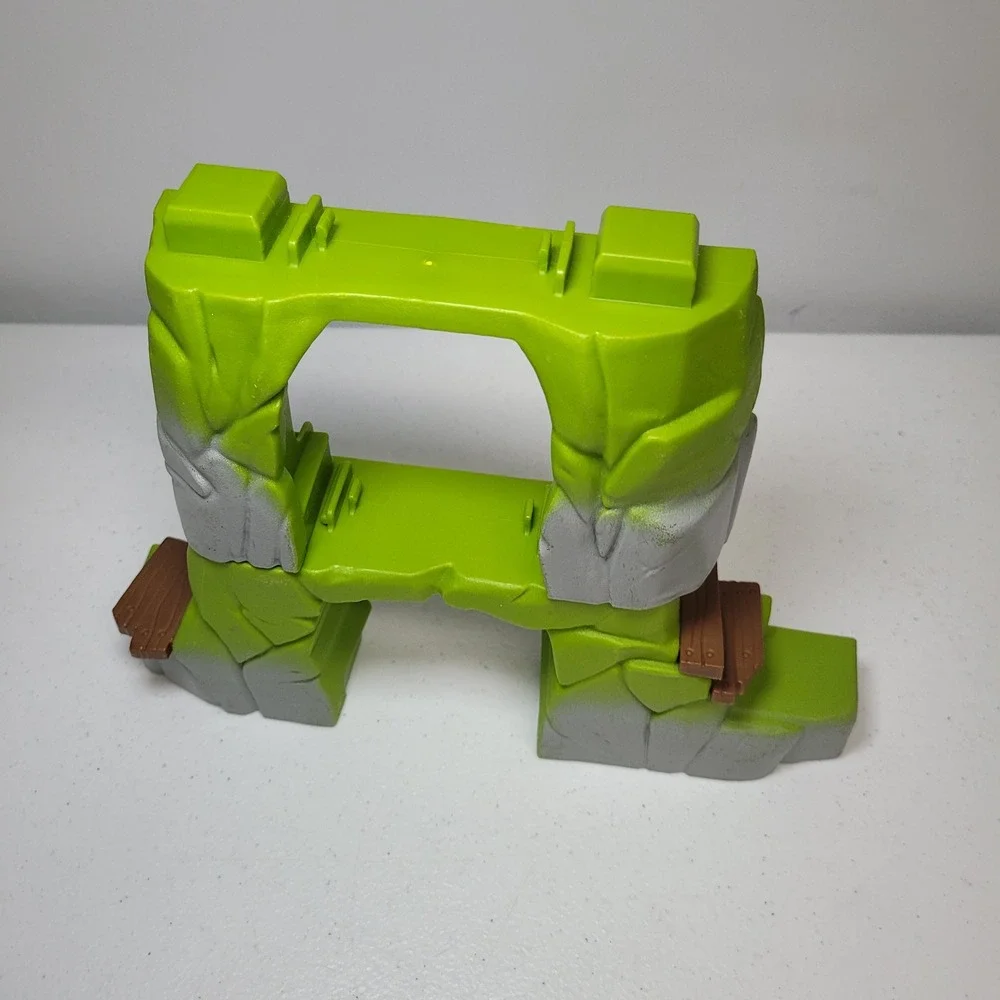 Thomas Friends Replacement Track Pieces‎ Green Rock Tunnel Mountain Arches 2pc